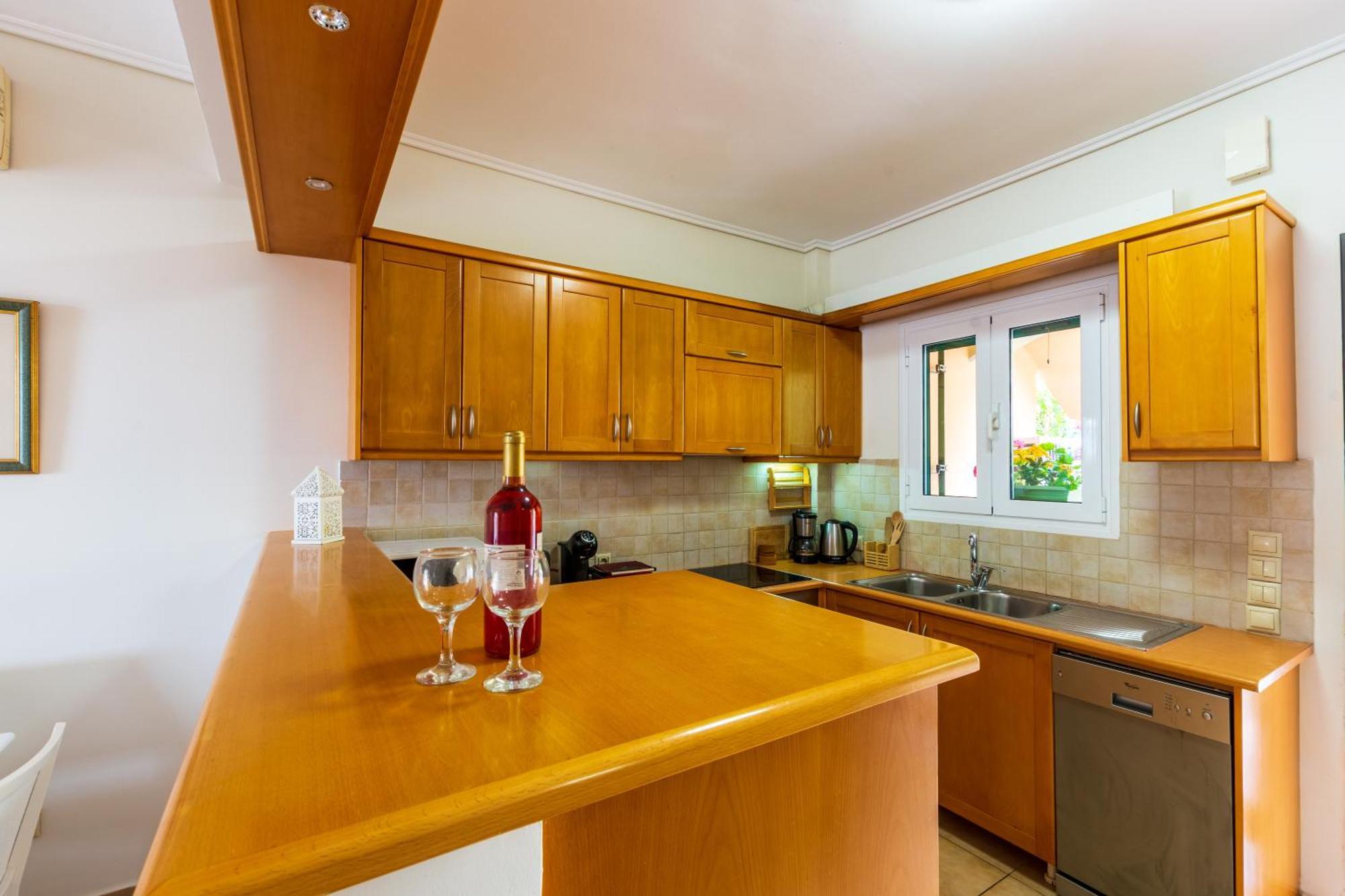 Barbati Seafront Luxury Suites Bagian luar foto